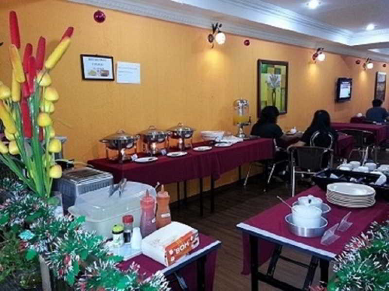Oyo 103 V'La Garden Hotel كوالالمبور المظهر الخارجي الصورة