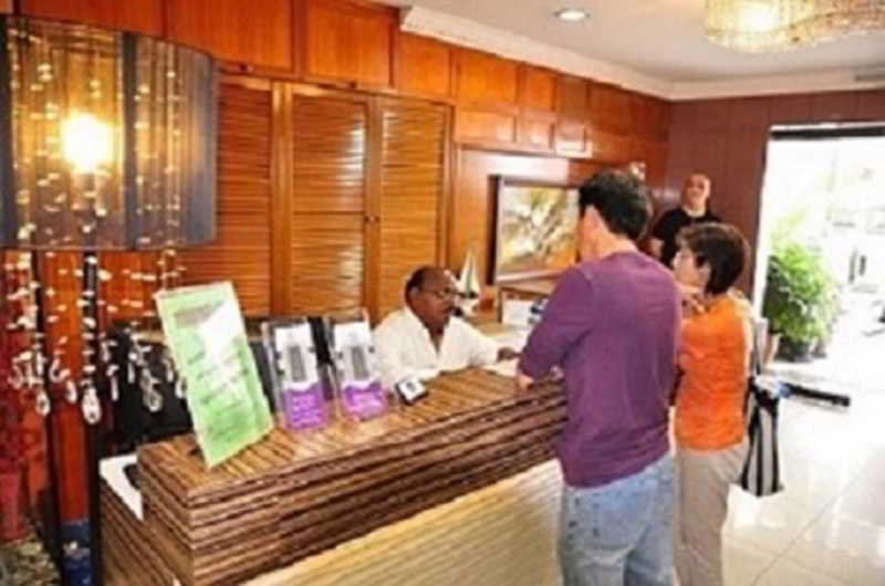 Oyo 103 V'La Garden Hotel كوالالمبور المظهر الخارجي الصورة