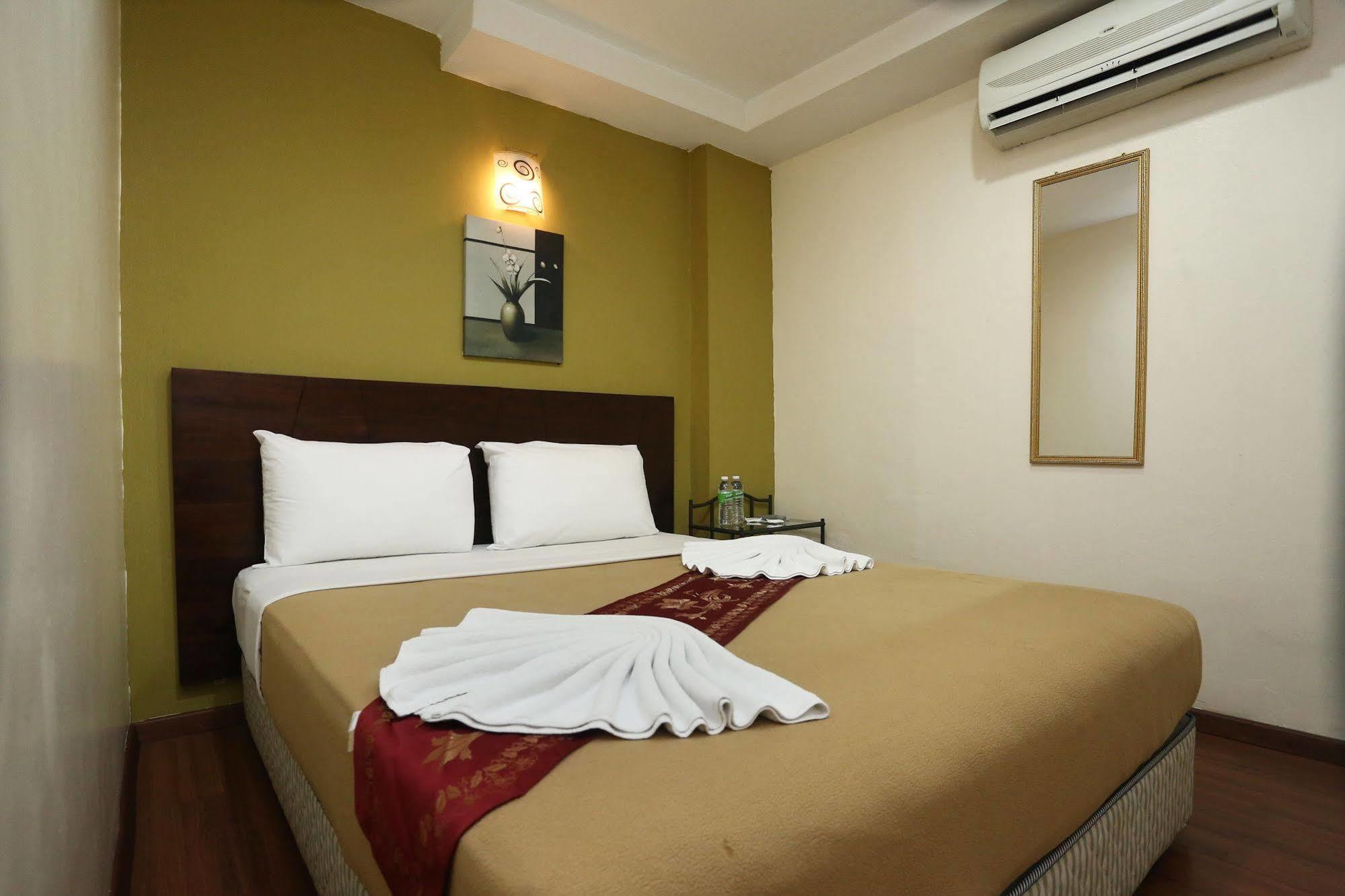 Oyo 103 V'La Garden Hotel كوالالمبور المظهر الخارجي الصورة