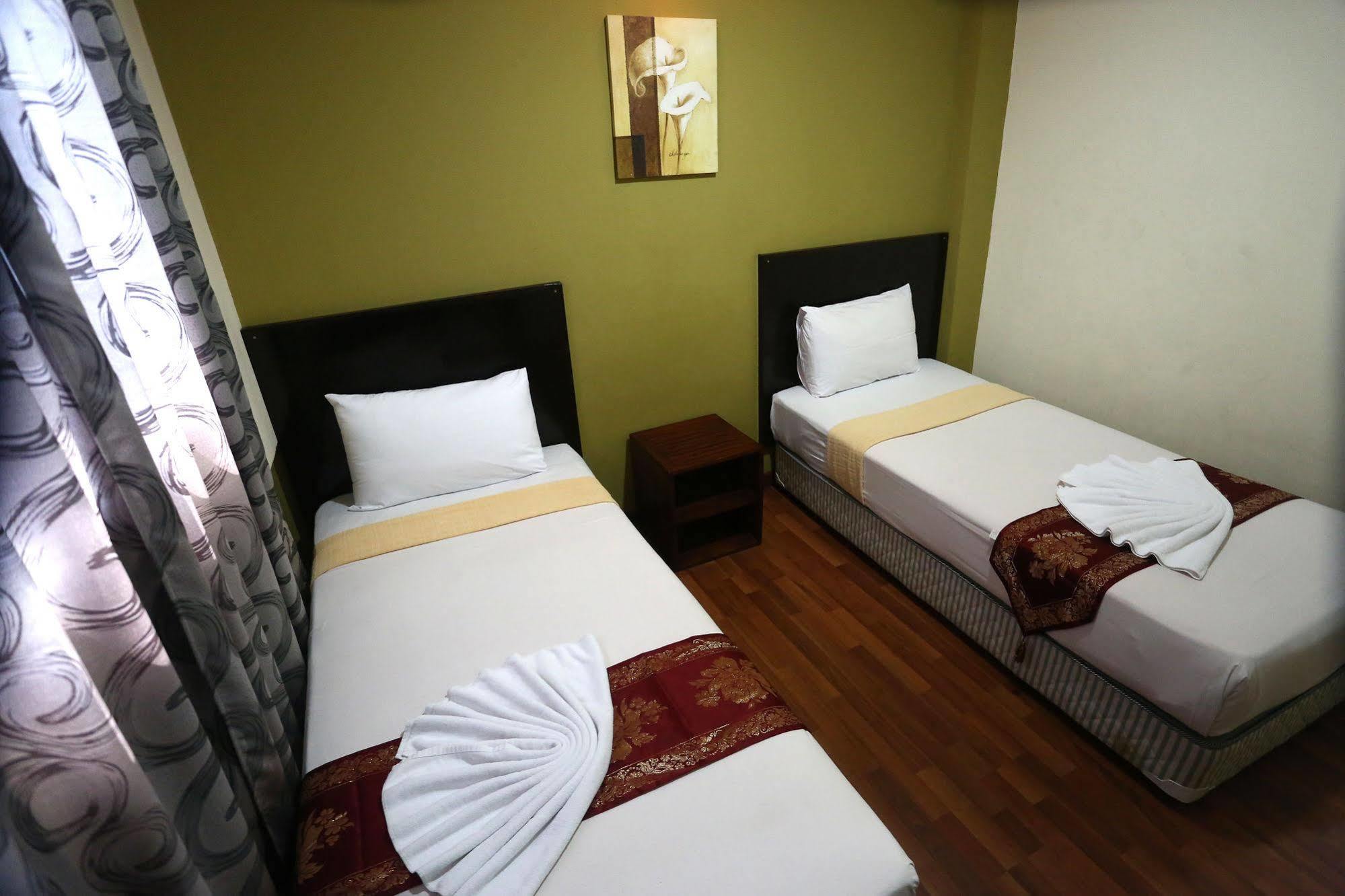 Oyo 103 V'La Garden Hotel كوالالمبور المظهر الخارجي الصورة