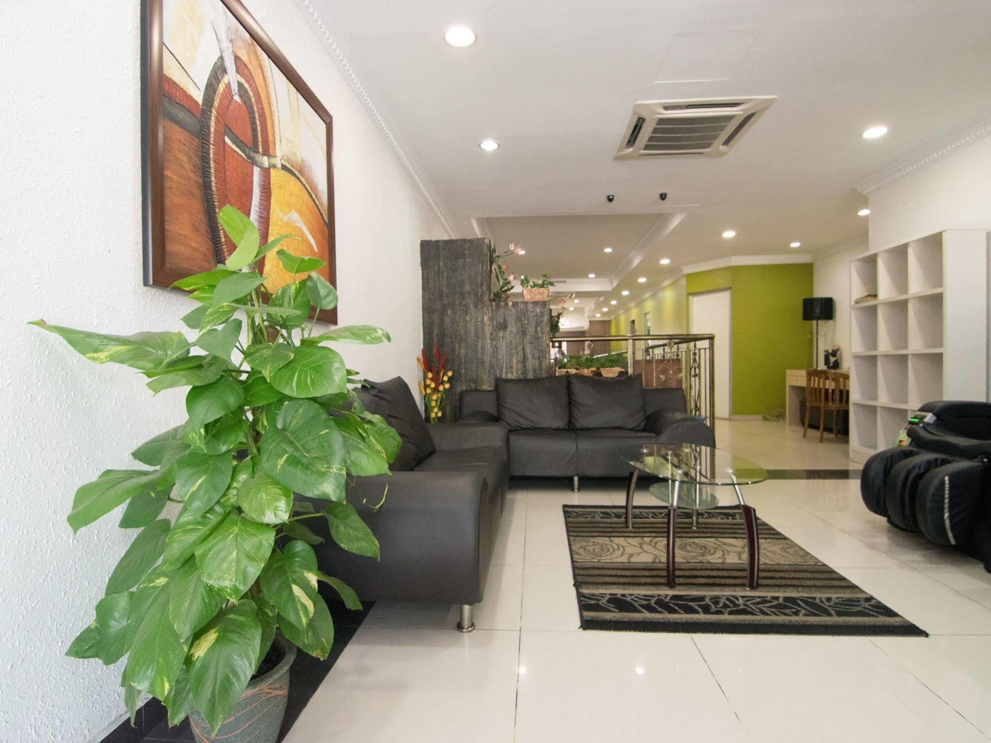 Oyo 103 V'La Garden Hotel كوالالمبور المظهر الخارجي الصورة