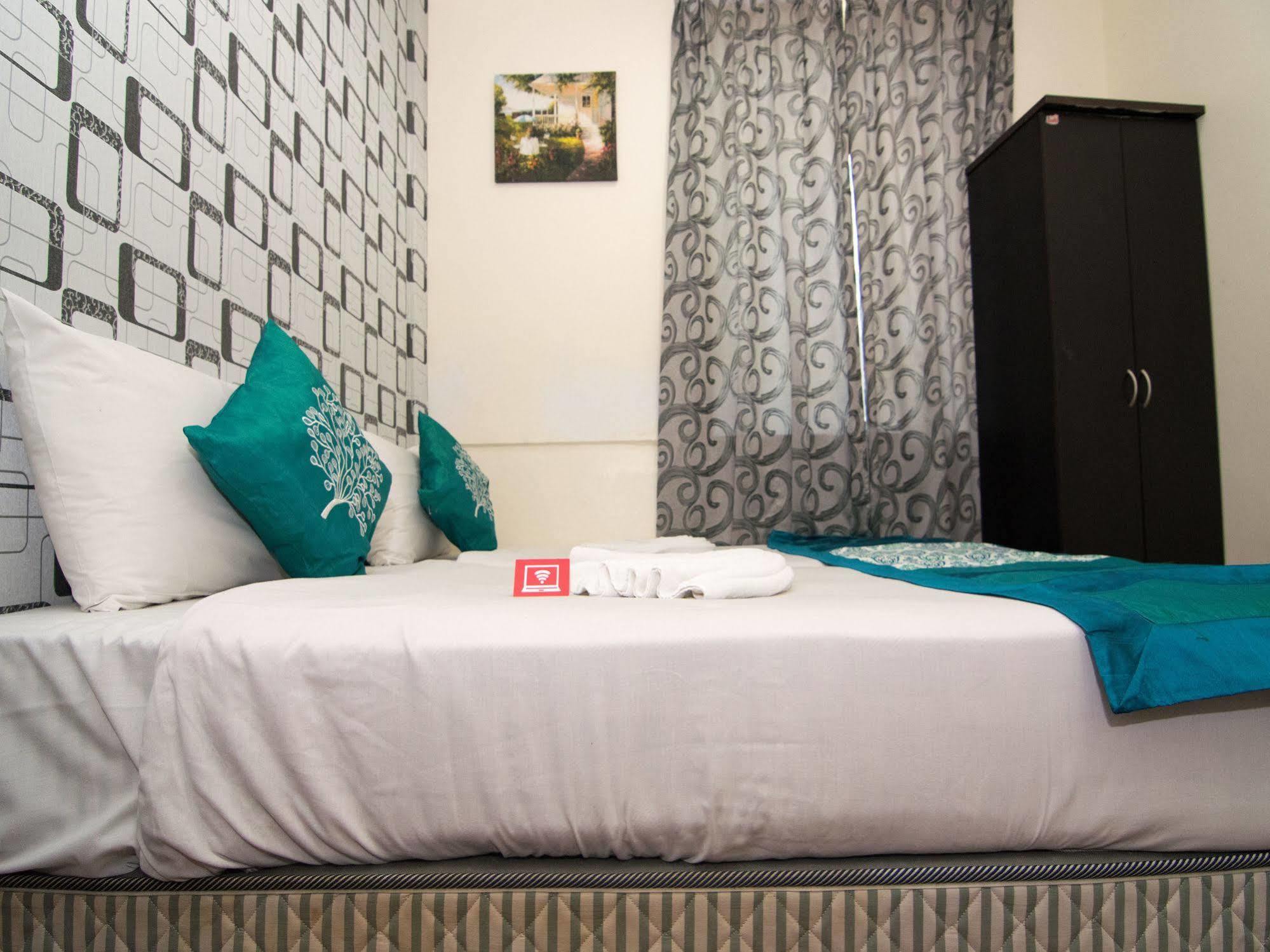 Oyo 103 V'La Garden Hotel كوالالمبور المظهر الخارجي الصورة